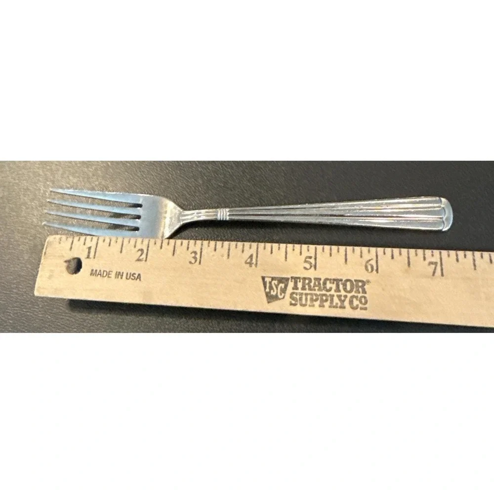 Wallace Centennial Salad Forks Fork 18/10 Stainless Steel Flatware Set Of‎ 8